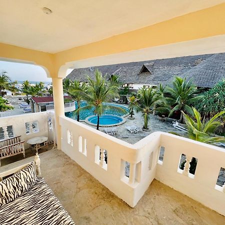 Jacaranda Beach Resort واتامو المظهر الخارجي الصورة