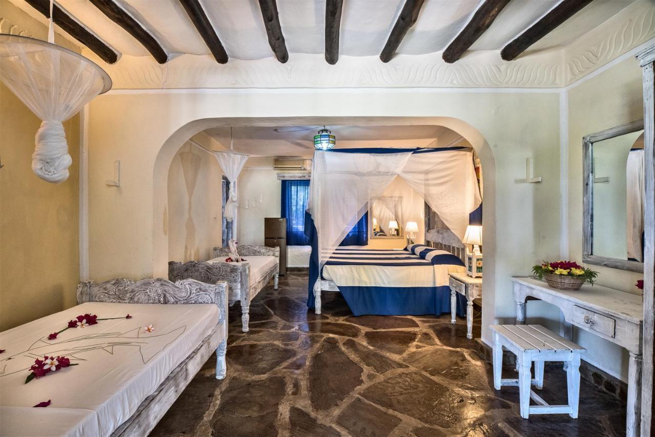 Jacaranda Beach Resort واتامو المظهر الخارجي الصورة
